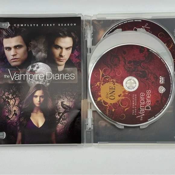 The Vampire Diaries Complete First Season DVD - Picture 6 of 6